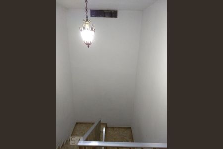 Corredor de casa à venda com 3 quartos, 250m² em Moema, São Paulo