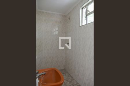 Banheiro da Suíte de casa à venda com 3 quartos, 116m² em Vila Antonieta, São Bernardo do Campo