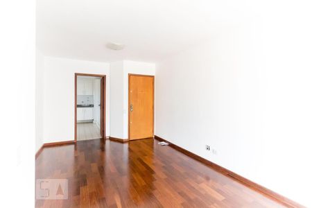 Sala de apartamento à venda com 2 quartos, 65m² em Vila Gumercindo, São Paulo