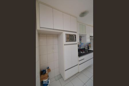 Cozinha de apartamento à venda com 2 quartos, 56m² em Vila Galvão, Guarulhos