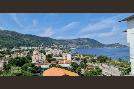 Vista de casa de condomínio à venda com 4 quartos, 560m² em São Francisco, Niterói