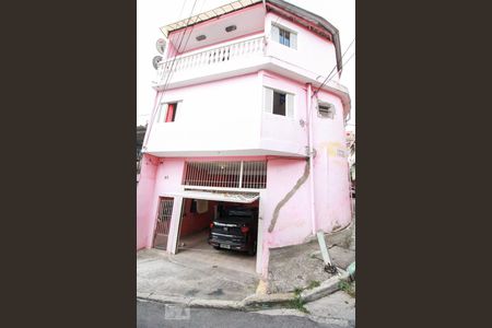 Fachada de casa para alugar com 1 quarto, 20m² em Vila Zat, São Paulo