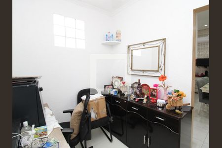 Quarto 1 de casa para alugar com 3 quartos, 120m² em Vila Nilo, São Paulo