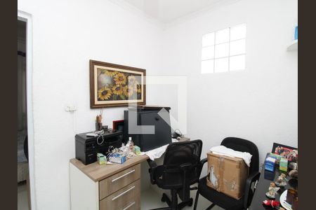 Quarto 1 de casa para alugar com 3 quartos, 120m² em Vila Nilo, São Paulo