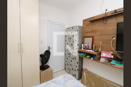 Quarto 2 de casa para alugar com 3 quartos, 120m² em Vila Nilo, São Paulo