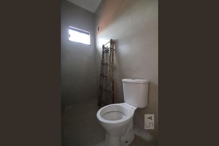 Banheiro da Suíte 1 de kitnet/studio para alugar com 4 quartos, 60m² em Residencial Brisas da Mata, Goiânia