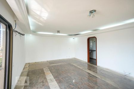 Casa de condomínio à venda com 520m², 4 quartos e 7 vagas Casa de condomínio à venda com 520m², 4 quartos e 7 vagasCobertura