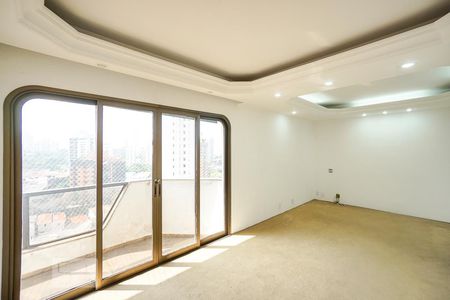 Casa de condomínio à venda com 520m², 4 quartos e 7 vagas Casa de condomínio à venda com 520m², 4 quartos e 7 vagasSuíte 05