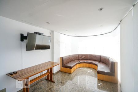 Casa de condomínio à venda com 520m², 4 quartos e 7 vagas Casa de condomínio à venda com 520m², 4 quartos e 7 vagasSalão de festas