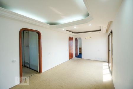 Casa de condomínio à venda com 520m², 4 quartos e 7 vagas Casa de condomínio à venda com 520m², 4 quartos e 7 vagasSuíte 05