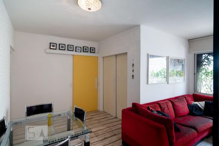 Sala de apartamento para alugar com 3 quartos, 74m² em Vila Gertrudes, São Paulo