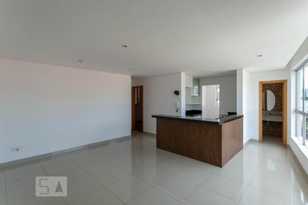 Sala de apartamento para alugar com 2 quartos, 80m² em Prado, Belo Horizonte