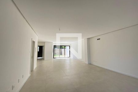 Sala de casa à venda com 3 quartos, 142m² em Padre Reus, São Leopoldo