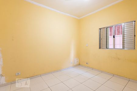 Quarto 1 de casa para alugar com 2 quartos, 80m² em Cangaiba, São Paulo