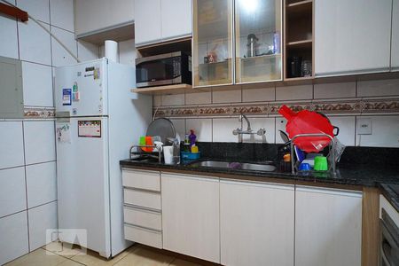 Cozinha de casa à venda com 3 quartos, 140m² em Rubem Berta, Porto Alegre