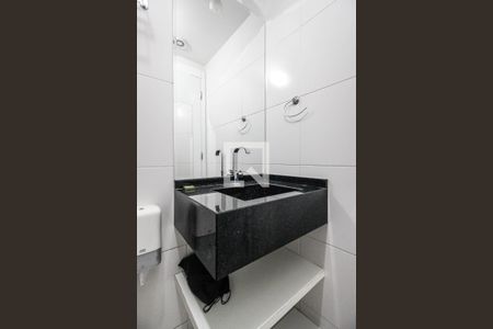 Banheiro de apartamento à venda com 1 quarto, 28m² em Santana, São Paulo