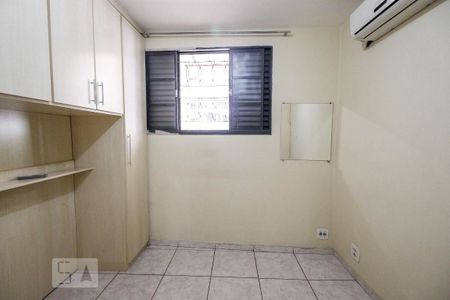 Quarto 1 de casa para alugar com 2 quartos, 85m² em Vila Portuguesa, São Paulo