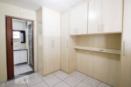 Quarto 1 de casa para alugar com 2 quartos, 85m² em Vila Portuguesa, São Paulo