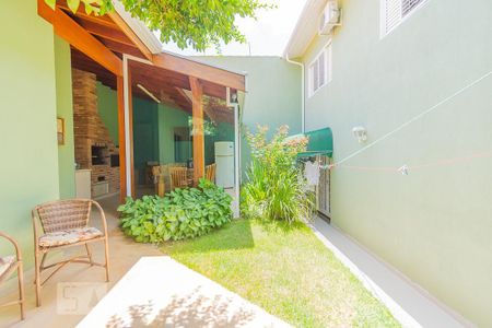 Casa à venda com 238m², 4 quartos e 4 vagas Casa à venda com 238m², 4 quartos e 4 vagasJardim