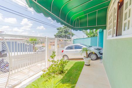 Casa à venda com 238m², 4 quartos e 4 vagas Casa à venda com 238m², 4 quartos e 4 vagasJardim