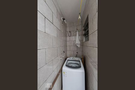 Casa à venda com 106m², 2 quartos e 1 vaga Casa à venda com 106m², 2 quartos e 1 vagaÁrea de Serviço