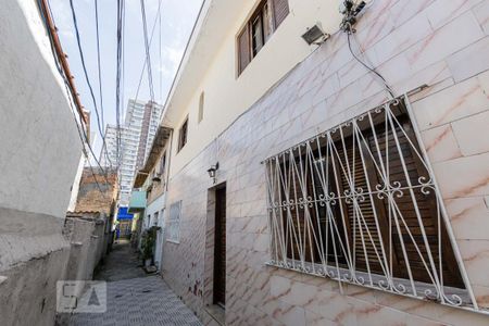 Casa à venda com 106m², 2 quartos e 1 vaga Casa à venda com 106m², 2 quartos e 1 vagaFachada