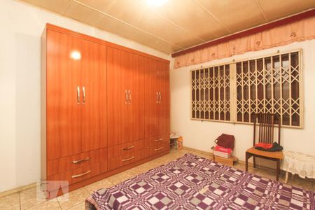 QUARTO 1 de casa à venda com 2 quartos, 99m² em Vila Ipiranga, Porto Alegre