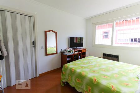 Quarto 1 de apartamento à venda com 2 quartos, 61m² em Teresópolis, Porto Alegre