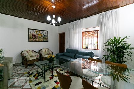 Sala de casa à venda com 3 quartos, 107m² em Vila Bertioga, São Paulo