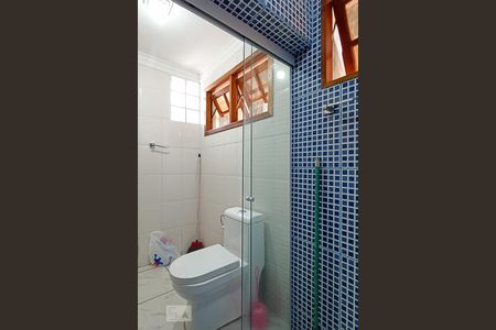 Banheiro suíte de casa para alugar com 1 quarto, 58m² em Munhoz Júnior, Osasco