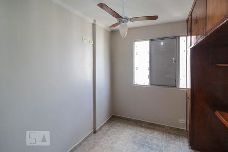 Quarto 1 de apartamento para alugar com 2 quartos, 52m² em Jardim Celeste, São Paulo