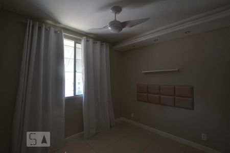 Quarto 1 de apartamento à venda com 3 quartos, 60m² em Parada de Lucas, Rio de Janeiro
