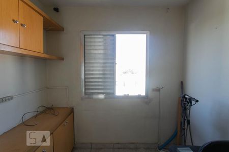 Quarto 1 de apartamento para alugar com 2 quartos, 53m² em Conjunto Residencial José Bonifácio, São Paulo