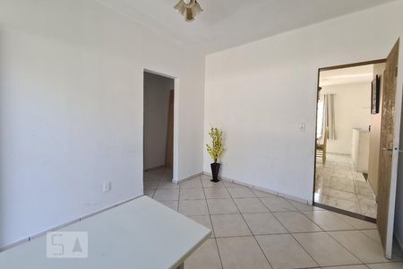 Sala 1 de casa para alugar com 4 quartos, 200m² em Jardim Guadalajara, Sorocaba