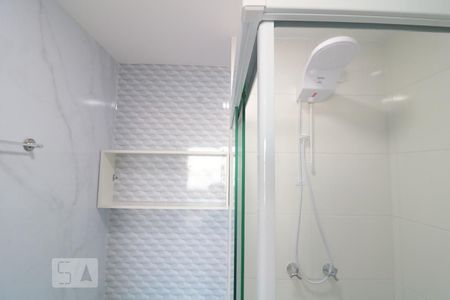 Banheiro Social - chuveiro de apartamento para alugar com 1 quarto, 19m² em Brás, São Paulo