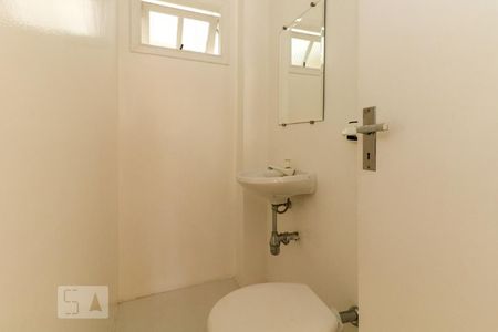 Lavabo de apartamento para alugar com 2 quartos, 85m² em Pompeia, São Paulo