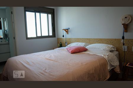 suíte de apartamento para alugar com 3 quartos, 75m² em Perdizes, São Paulo