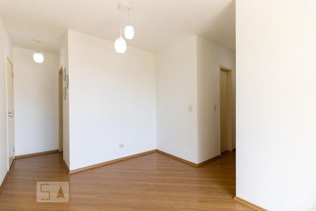 Sala  de apartamento à venda com 2 quartos, 46m² em Vila das Mercês, São Paulo