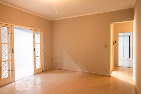 Sala de casa para alugar com 3 quartos, 130m² em Vila Tibério, Ribeirão Preto