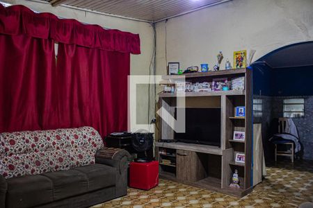 Sala de casa à venda com 2 quartos, 300m² em Mathias Velho, Canoas