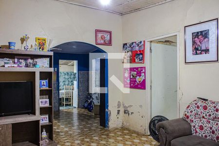 Sala de casa à venda com 2 quartos, 300m² em Mathias Velho, Canoas