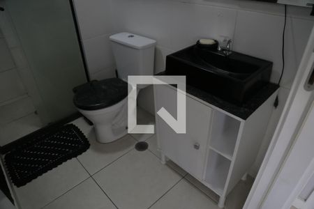 Banheiro de apartamento à venda com 1 quarto, 34m² em Vila Palmeiras, São Paulo