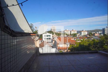 Quarto 1-Vista de casa à venda com 7 quartos, 380m² em Jardim do Salso, Porto Alegre