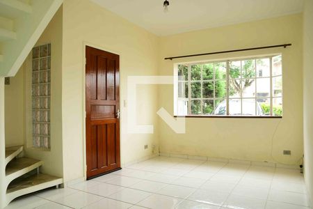Sala de casa de condomínio para alugar com 2 quartos, 85m² em Jardim Barro Branco, Cotia