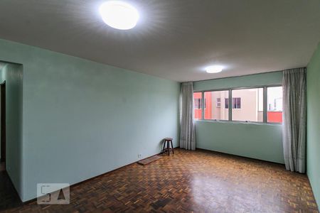 Sala de apartamento para alugar com 3 quartos, 138m² em Centro, Curitiba