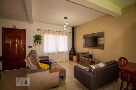 Sala de casa à venda com 3 quartos, 140m² em Hípica, Porto Alegre