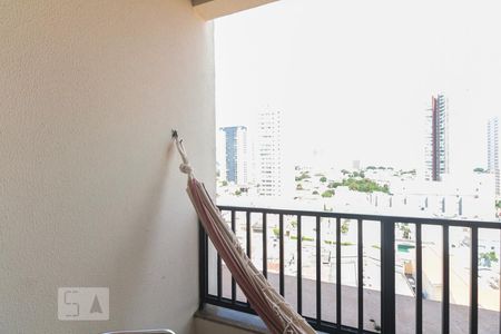 Varanda  de apartamento à venda com 2 quartos, 49m² em Vila Bertioga, São Paulo