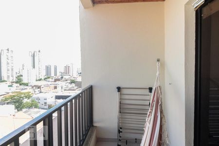 Varanda  de apartamento à venda com 2 quartos, 49m² em Vila Bertioga, São Paulo