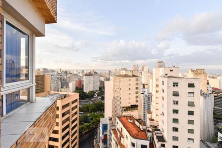 Varanda - Vista de apartamento para alugar com 2 quartos, 153m² em Bela Vista, São Paulo