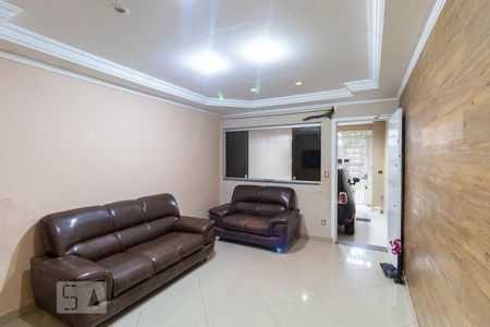 Sala de casa para alugar com 3 quartos, 186m² em Ermelino Matarazzo, São Paulo